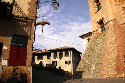 STORIA DEI CAVATAPPI — Museo dei Cavatappi • Barolo